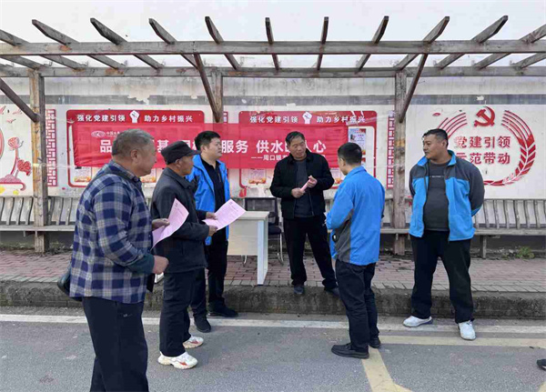 貼心服務暖民心  供水保障零距離   ——周口銀龍水務流動服務進社區(qū)，精準破解城鄉(xiāng)用水難題